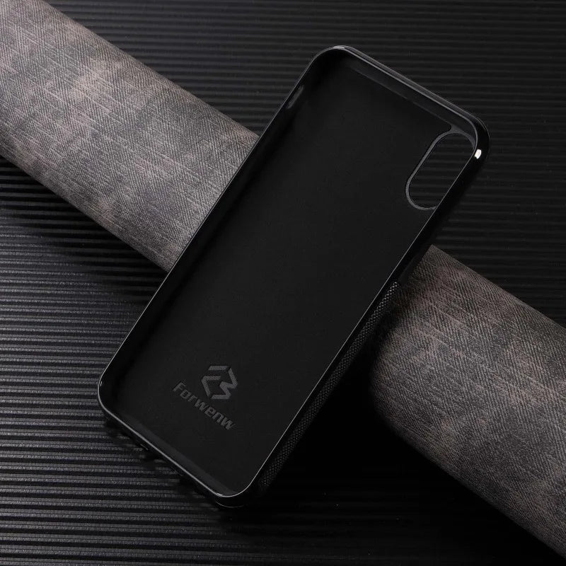 Retro Card Holder – eleganckie etui do iPhone z miejscem na karty